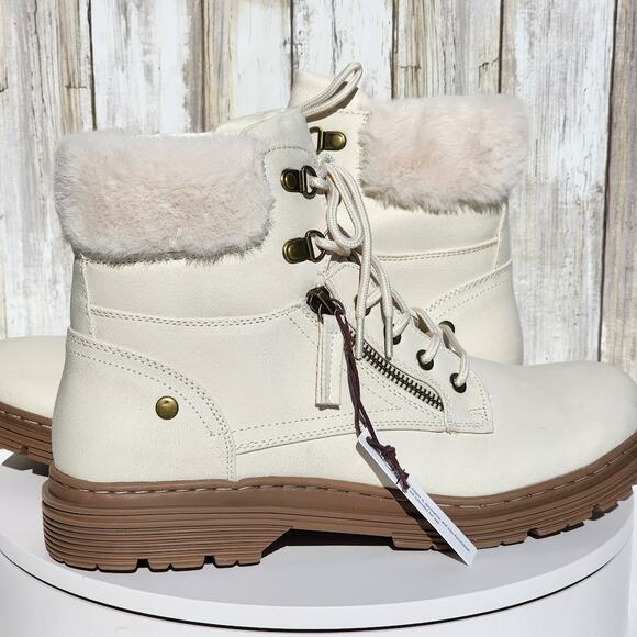 NEW - Cliffs by White Mountain Women's Powell Collar Ankle Boots - Size 11 - Picture 3 of 12